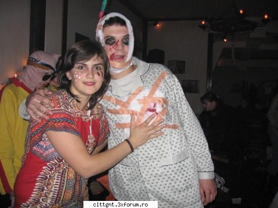 halloween party - poza 01 : lola & robu  halloween party [ 31.10.2006 ]